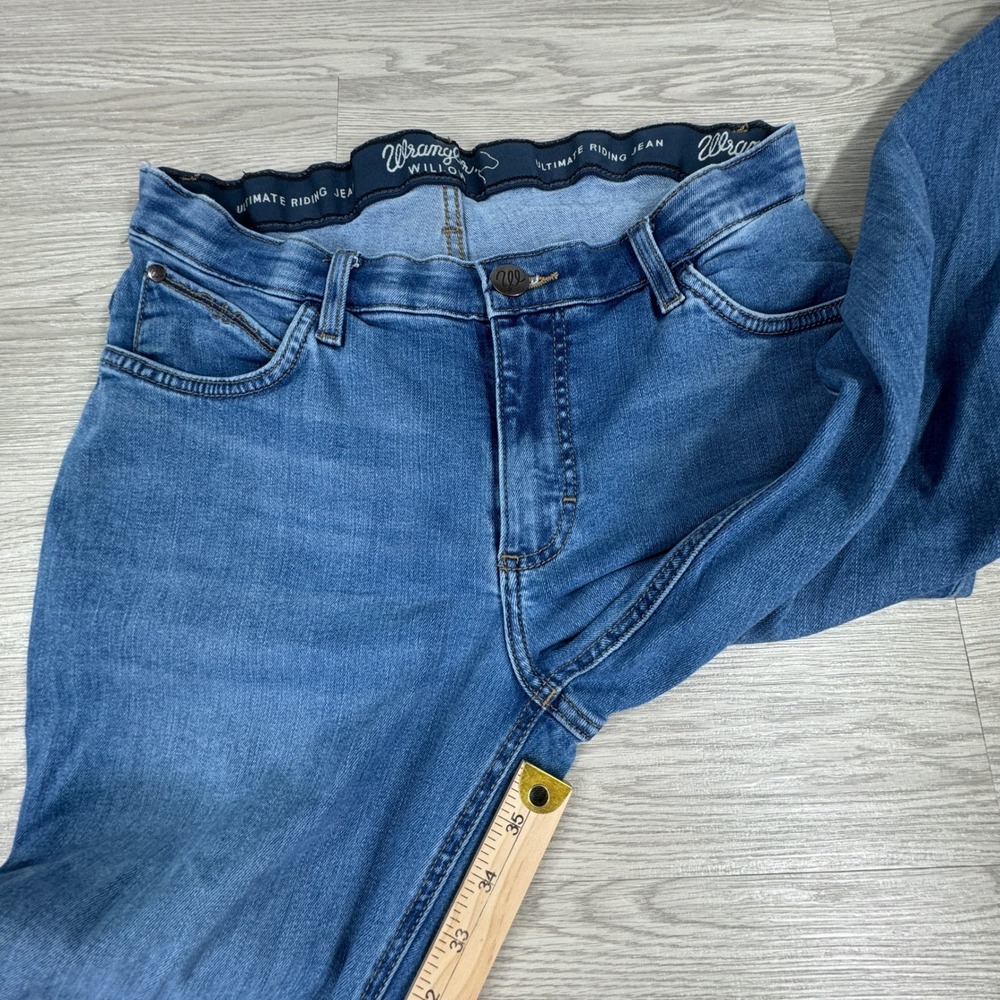 Wrangler Women's Ultimate Riding Jeans Willow Bootcut Blue Denim 30x38 Stretch - Picture 3 of 12